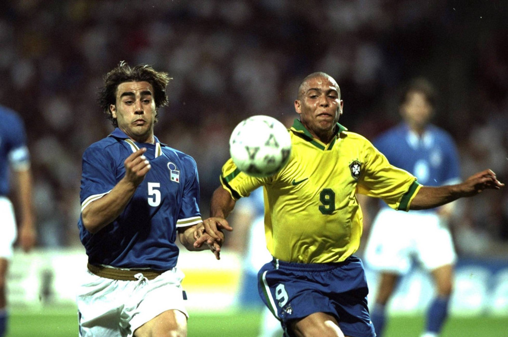 数女孩走上 数女孩走上