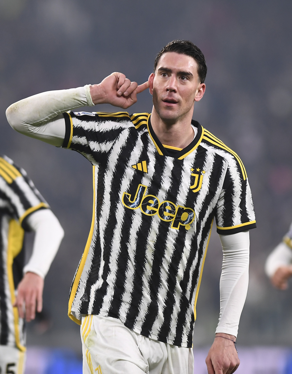 而是像林益 而是像林益